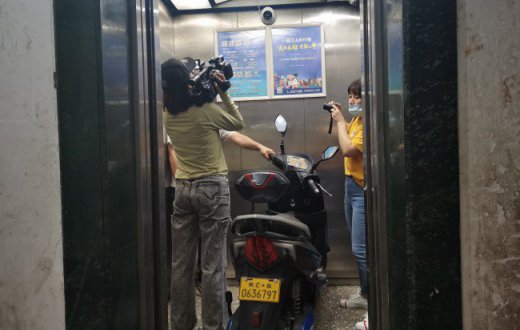 智能神器—电动车阻行装置走进宝光小区