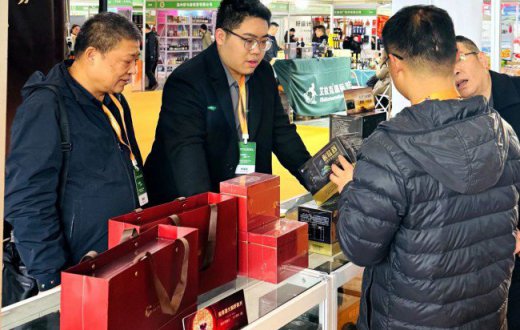 与“鲵”有约 —— 宝鸡华鲵生物科技beat365官方网站开拓第十六届中国西安糖酒食品博览会商机